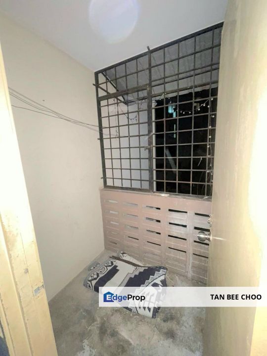 [Tingkat 1 Lot Tepi] Pangsapuri Angsana Low Cost Flat @ Bandar Bukit Puchong 2 untuk Dijuall, Selangor, Puchong South