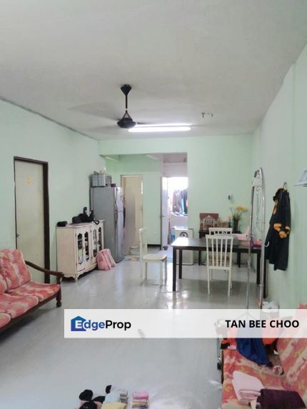 Tingkat 1 Lot Tepi, Rumah Kos Rendah Puchong Utama Court 1, Puchong , Selangor, Puchong