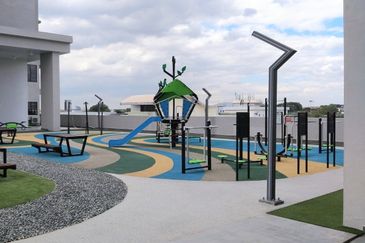 The Grand Subang SS 13