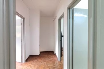 Taman Kinrara Seksyen 4