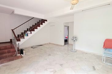 Taman Kinrara Seksyen 4