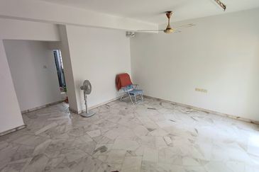 Taman Kinrara Seksyen 4