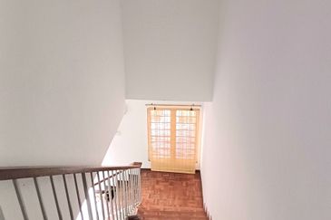 Taman Kinrara Seksyen 4