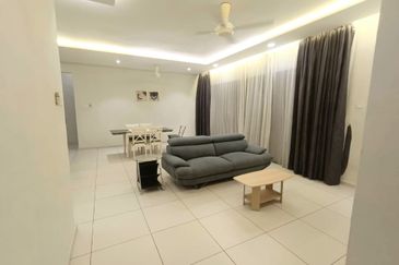 Zefer Hill Residence