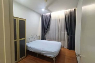 Zefer Hill Residence