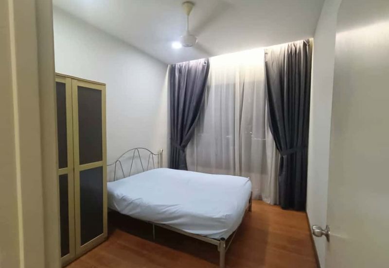 Zefer Hill Residence