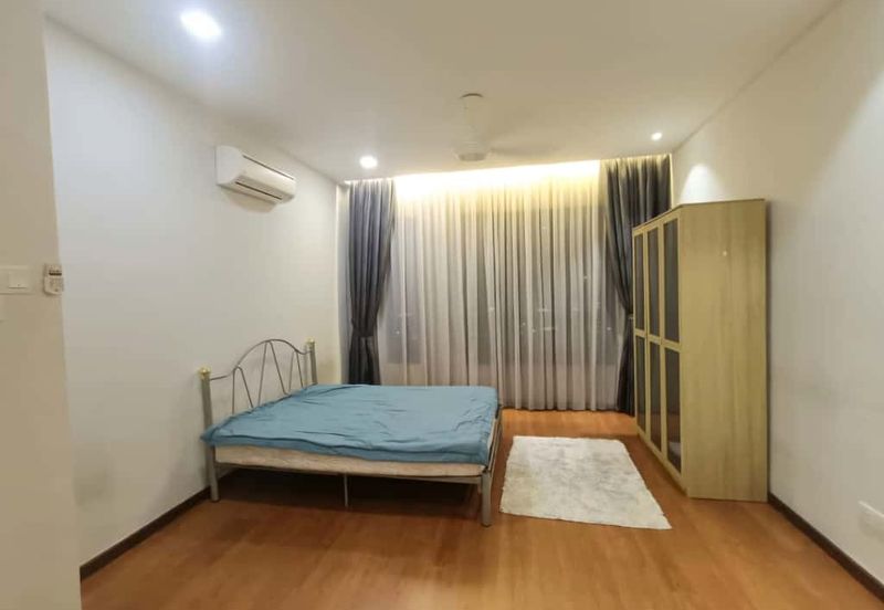 Zefer Hill Residence