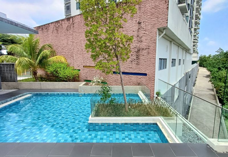 Zefer Hill Residence