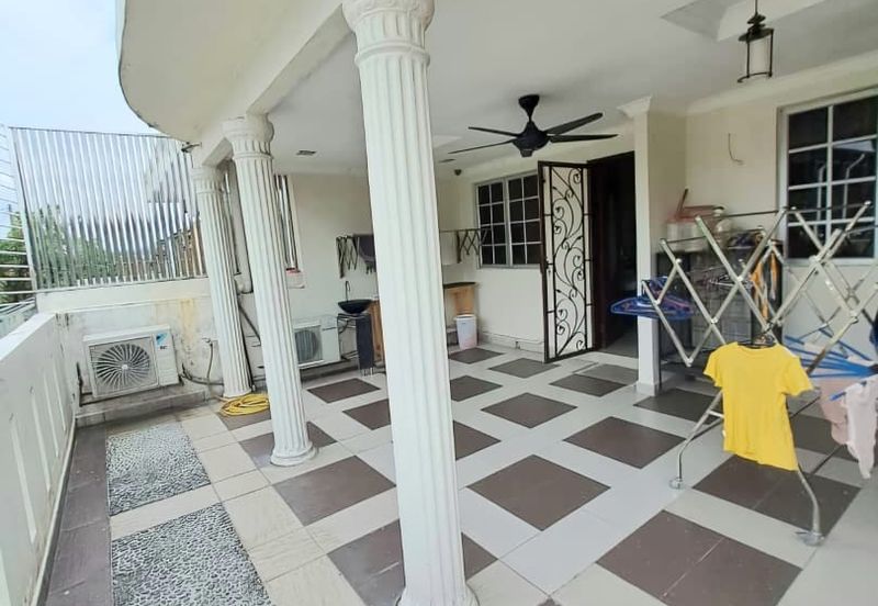 Taman Kinrara Seksyen 2