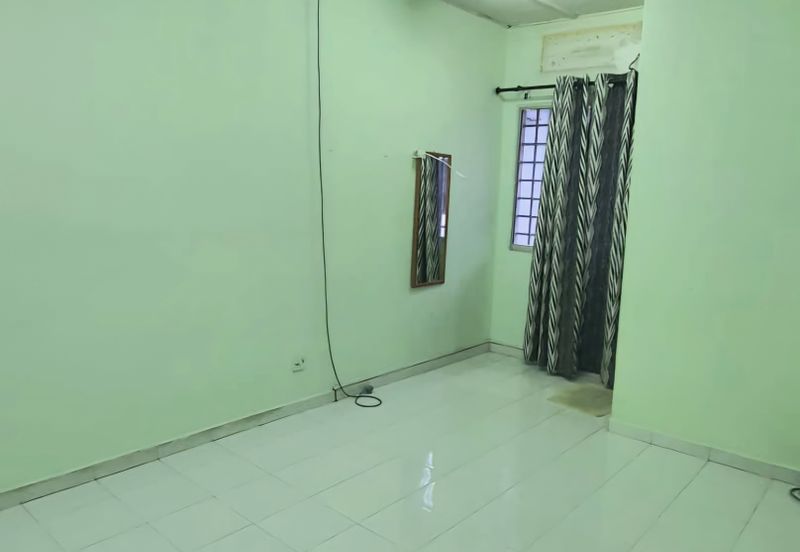 Taman Kinrara Seksyen 4