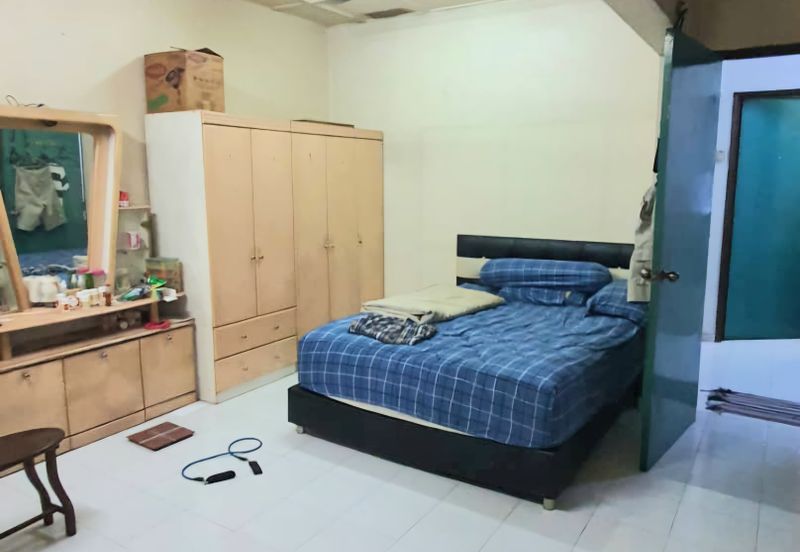 Taman Kinrara Seksyen 4