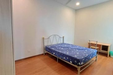 Zefer Hill Residence