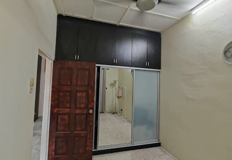 Taman Kinrara Seksyen 5