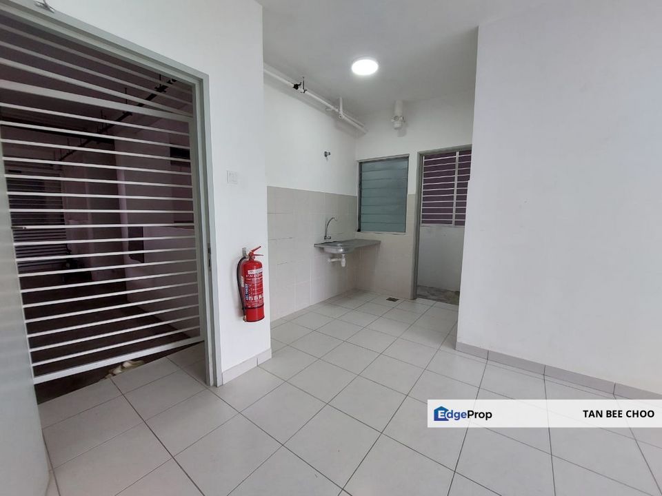 Freehold Pangsapuri Seri Utama @ Taman Puchong Utama, Taman Tasik Puchong, Selangor, Puchong