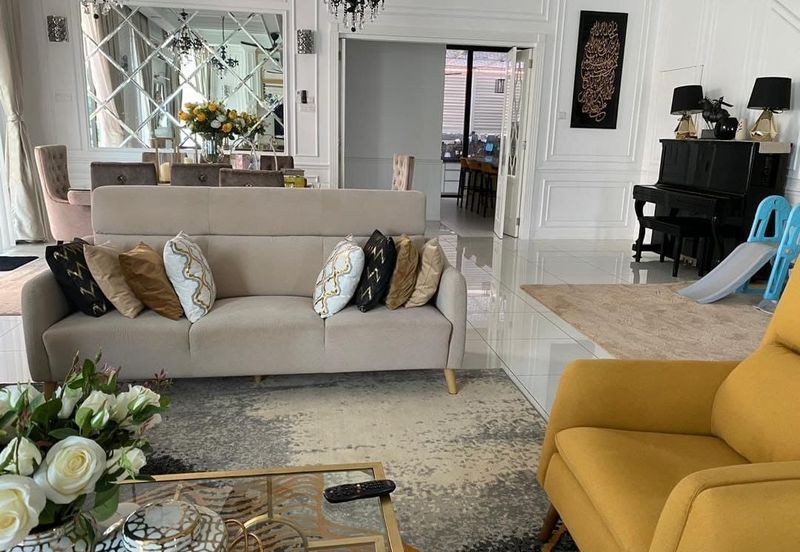 Lukisan @ Alam Impian