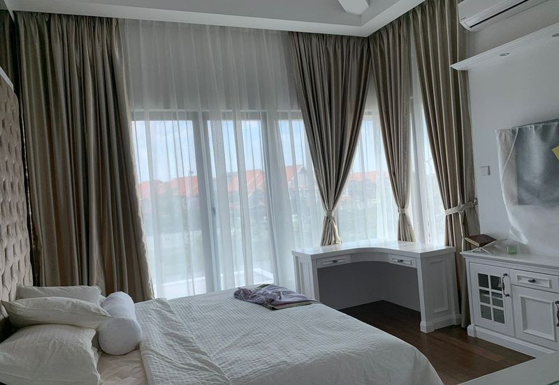 Lukisan @ Alam Impian