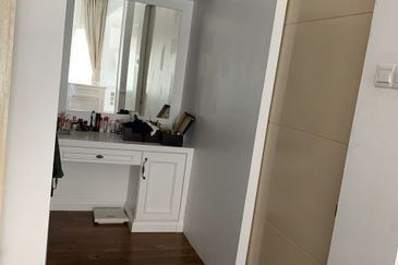 Lukisan @ Alam Impian