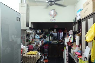 Taman Kinrara Seksyen 4