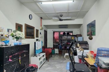 Taman Kinrara Seksyen 4