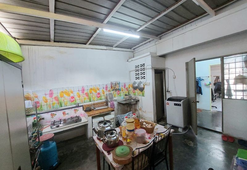 Kampung Tasik Tambahan