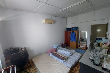 Kampung Tasik Tambahan