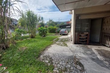 Kampung Tasik Tambahan