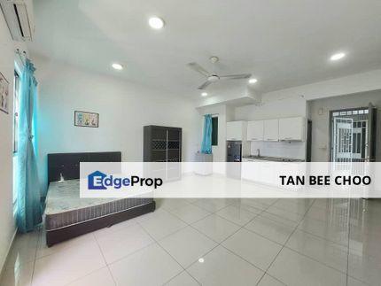 Low Floor Facing Swimming Pool, Studio Unit @ CyberSquare Cyberjaya for Rent, Selangor, Cyberjaya