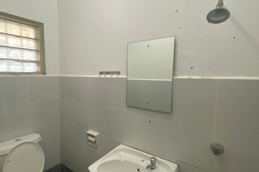 Taman Kinrara Seksyen 4