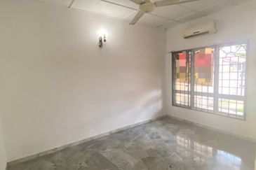 Taman Kinrara Seksyen 4