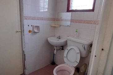 Jalan Bandar Puchong Utama 2