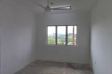 Surian Tropika Apartment / Pangsapuri Bukit  Suria, Sg Long, Kajang