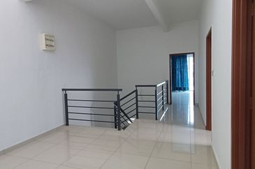 Residence 7, Bandar Springhill