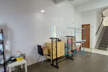 Residence 7, Bandar Springhill