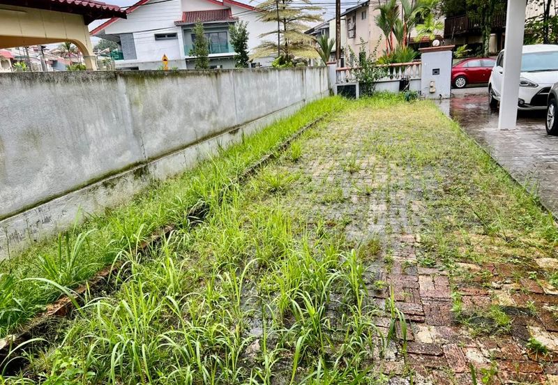 Taman OUG Well Maintain Double Storey Semi-D