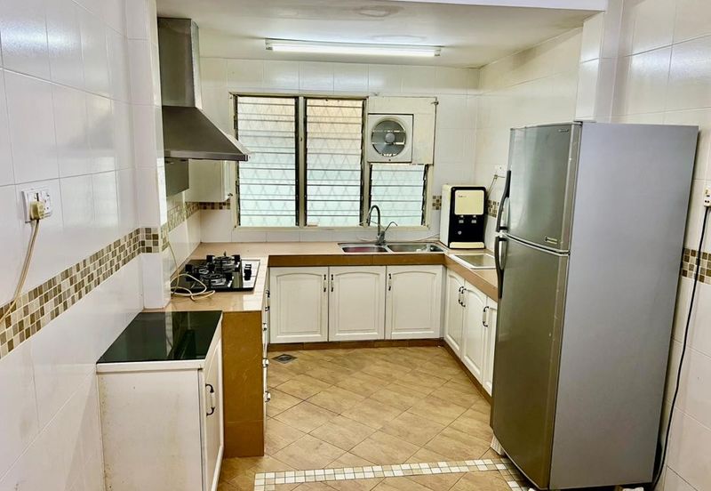 Taman OUG Well Maintain Double Storey Semi-D