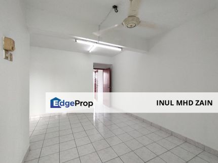 Newly - Refurbished Apartment Taman Cahaya Ampang, Selangor, Ampang