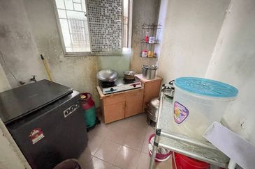 Pangsapuri Kristal (Crystal Tower), Taman Bukit Indah