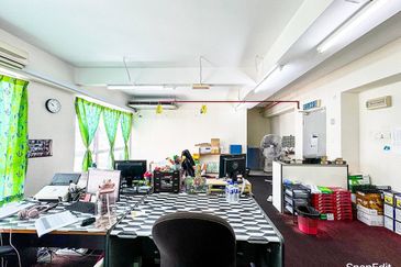 For Sale Kampung Baru KL, Jalan Raja Muda Abdul Aziz, Menara Arina Uniti