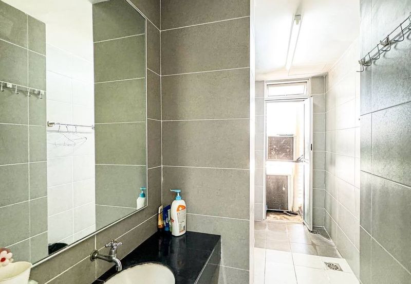 For Sale Kampung Baru KL, Jalan Raja Muda Abdul Aziz, Menara Arina Uniti