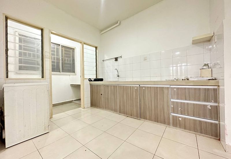 Seri Baiduri Apartments @ Setia Alam