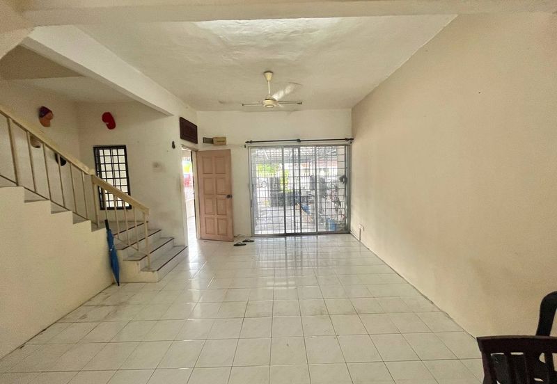 Taman Dahlia, Sepang