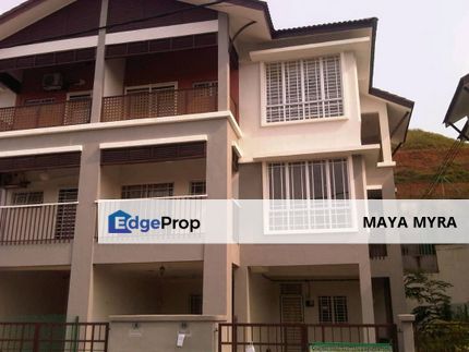 For Sale 1½ Storey Townhouse Taman Pristana Saujana Utama  Sungai Buloh, Selangor, Sungai Buloh