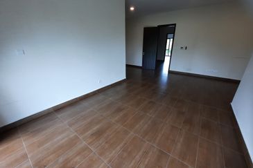 Charms of Nusantara, Setia Eco Glades