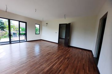 Charms of Nusantara, Setia Eco Glades