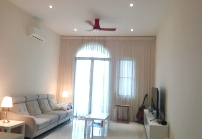 Isle of Kamares, Setia Eco Glades