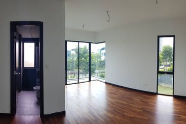 Lepironia Gardens, Setia Eco Glades