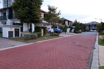 Lepironia Gardens, Setia Eco Glades