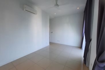 Isle of Kamares, Setia Eco Glades