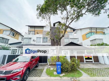 Gated and Guarded 3 Storey Semi D Laman Seri Seksyen 13 Shah Alam, Selangor, Shah Alam