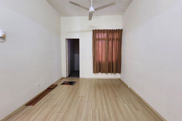 Crescent Park Townvilla